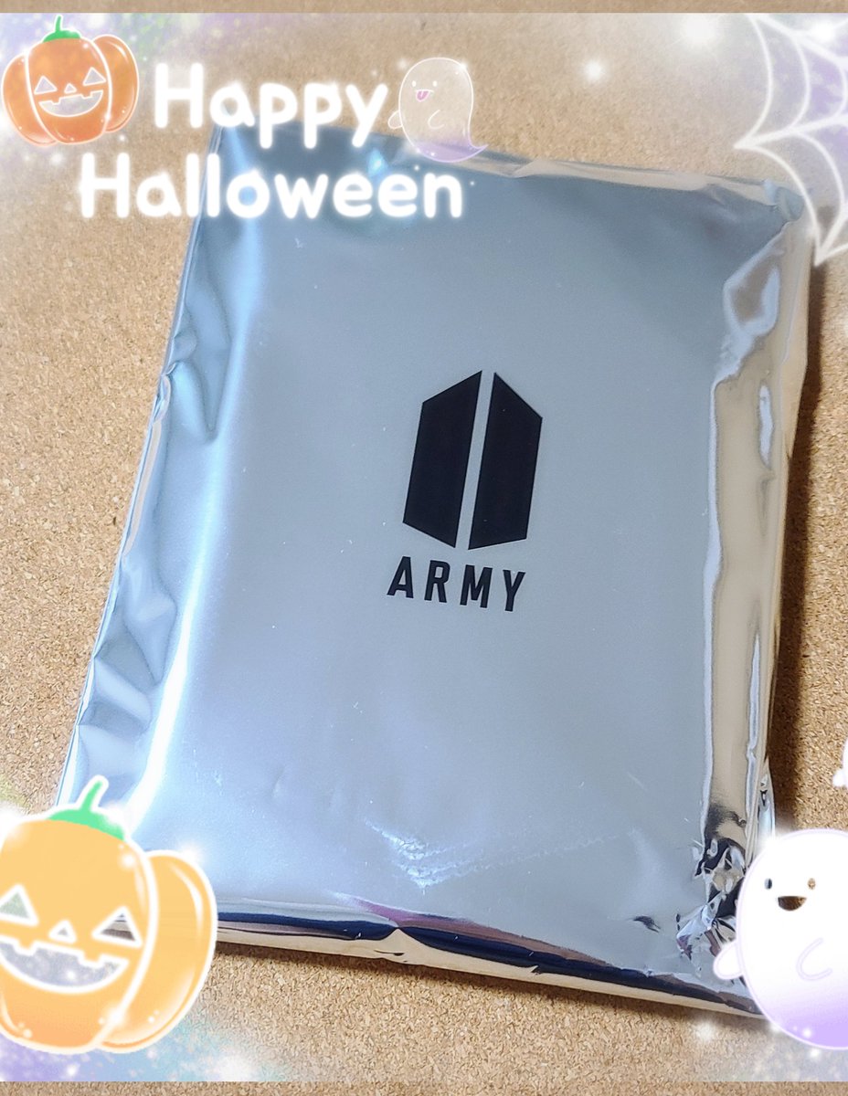 tomoe_1230_'s tweet photo. 到着 💌𓂃𓈒𓂂𓏸

やっとだよ💜

 #BTSFC
 #MARCHも来月ポチるよ https://t.co/lXYaTrd36n
