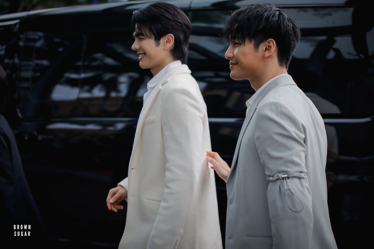 🥹🥹🥹

#HOWEAWARDS2023xMileApo
°*.  <a href="/milephakphum/">mile phakphum</a> <a href="/Nnattawin1/">Nnattawin</a> ✩‧₊˚  ˗ˏˋ꒰ #Nnattawin #MilePhakphum ꒱