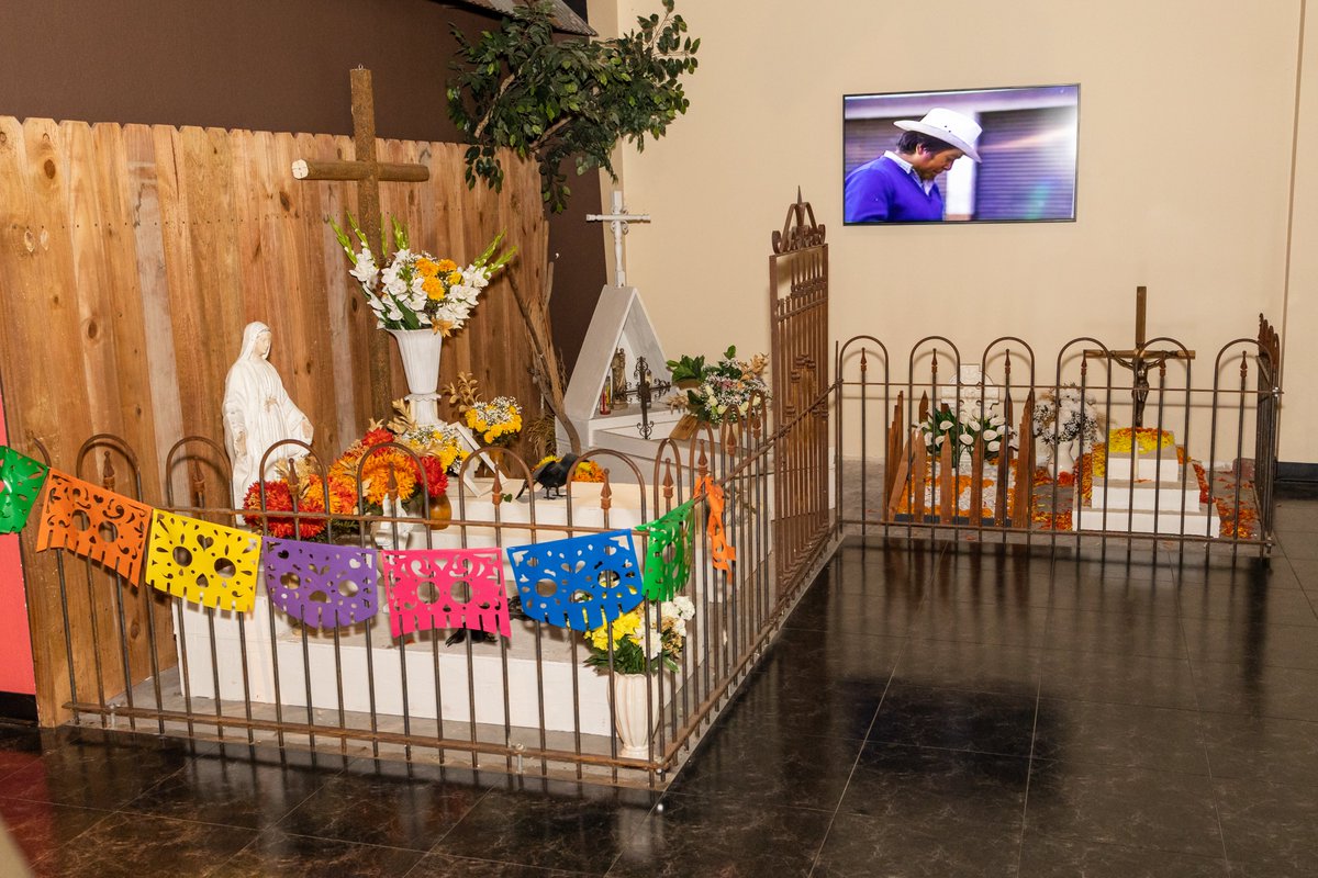 FuneralMuseum tweet media