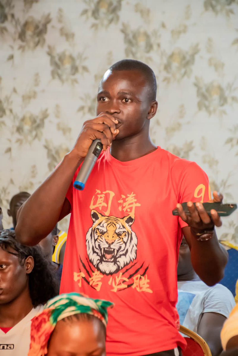 ablogui's tweet photo. Suite des Sessions d’information sur la lutte contre la désinformation et les propos haineux à Conakry.
Ce samedi 28 octobre 2023, nous étions à la Maison des jeunes de Dixinn Port où nous avons réalisé notre deuxième activité dans le cadre du #ProjetIMPACT.
#ABLOGU #KIBARO https://t.co/fuAnByBzY8
