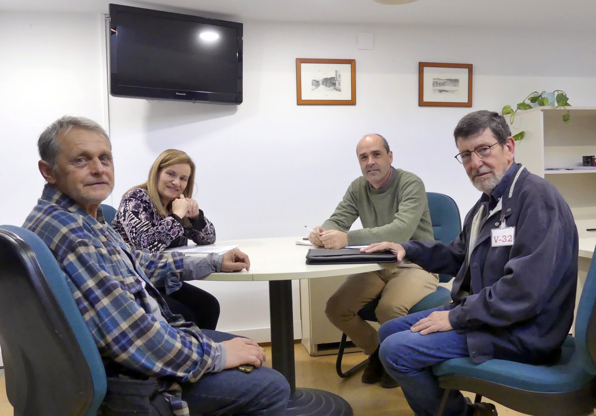 Grupo PPCantabria (@gppcantabria) on Twitter photo 👥 Nuestro portavoz <a href="/juanjoalonsov/">Juan Jose Alonso</a> y la diputada y portavoz de Cooperación al Desarrollo <a href="/ygarciafernande/">Yolanda Garcia</a> han mantenido hoy un encuentro en el <a href="/parlacan/">Parlamento de Cantabria</a> con la Coordinadora Cántabra de ONG para el Desarrollo 👥 Nuestro portavoz <a href="/juanjoalonsov/">Juan Jose Alonso</a> y la diputada y portavoz de Cooperación al Desarrollo <a href="/ygarciafernande/">Yolanda Garcia</a> han mantenido hoy un encuentro en el <a href="/parlacan/">Parlamento de Cantabria</a> con la Coordinadora Cántabra de ONG para el Desarrollo