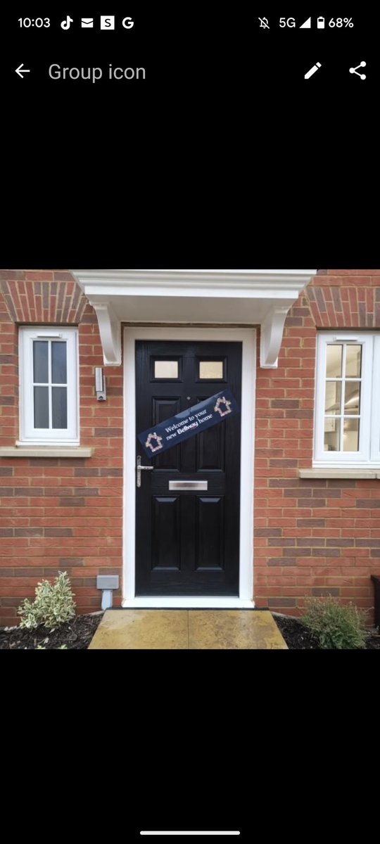 Djcrazydiscog's tweet photo. Three years ago today!!! 🎊🎉🍾🥂🍸🏡

For those that feel like they will never get on the property ladder............You somehow just need to remain as focused as possible and KEEP GOING especially when some people around you think you won't make it! 

PROVE THOSE PEOPLE WRONG! https://t.co/3AknLFRPFU