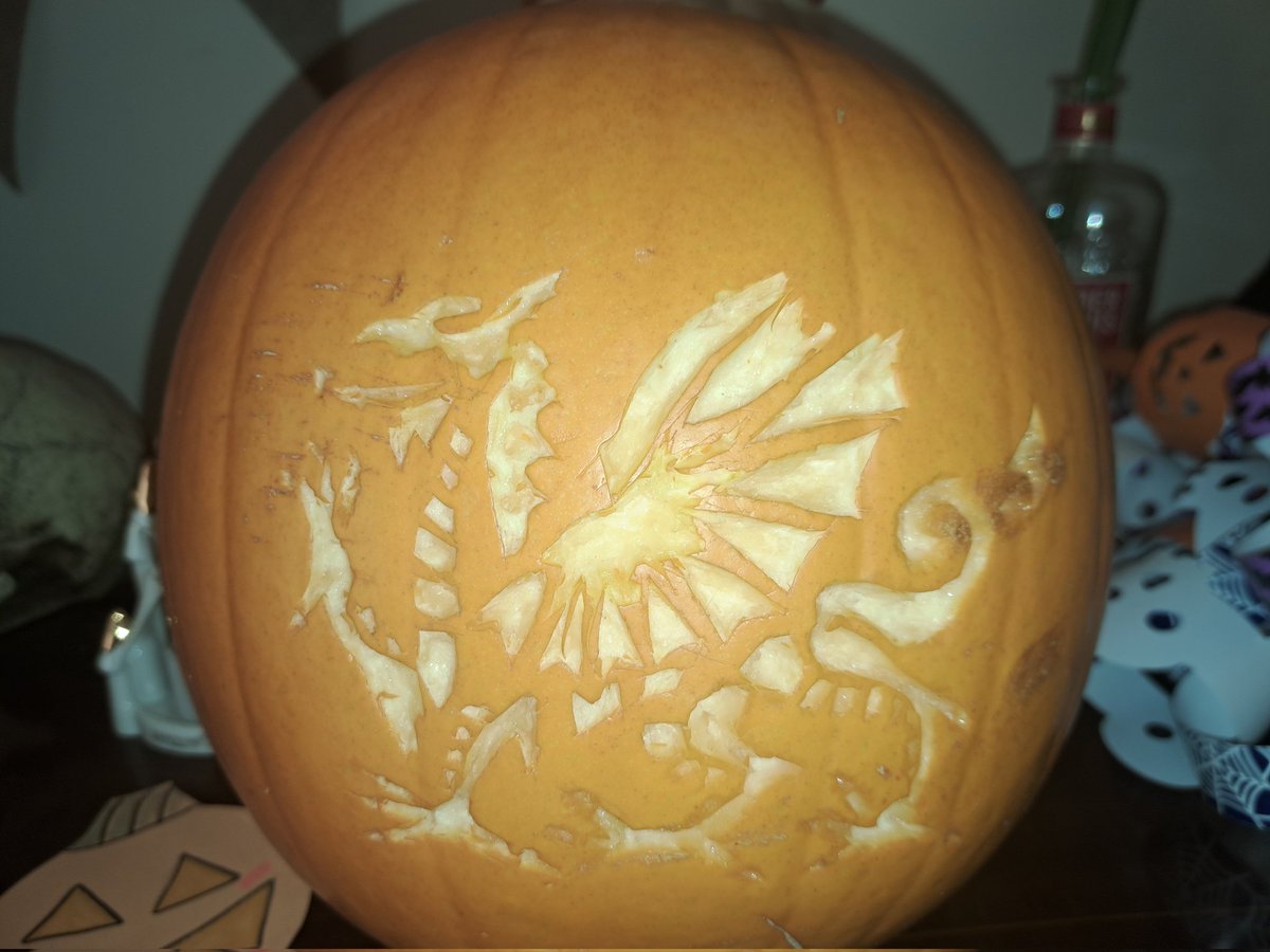 TonyThompsonTSE's tweet image. I'm not too proud to admit, this took far too long! I think the result is worth it though! 🏴󠁧󠁢󠁷󠁬󠁳󠁿

#CalanGaeaf #Halloween #Cymru #Cymreig #Cymraeg #Wales #Welsh