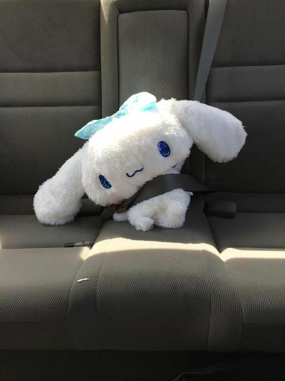 lovesickdoe's tweet photo. how i look when i say "omw" https://t.co/nKA9jGhVra