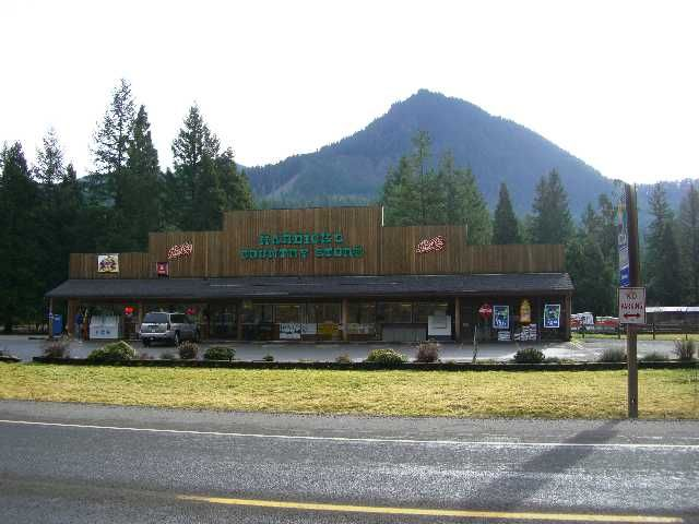 BaddCompani's tweet photo. @Lets_Play_MEOW True story, I actually did work at a restaurant, and a country store where I sold propane. Imagine thatπ€·ββοΈ https://t.co/WNbHtDA2T2