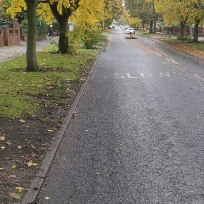lpool_LSSL's tweet photo. #LeafFallCollection | All the leaves are brown, and the sky is grey 🎶🎶

Our Street Cleansing &amp; Greenspaces teams are out collecting #LeafFall every day now until January 🍂🍃

Leaves are stored at 1 of 3 citywide storage sites, before being taken to the #Recycling centre ♻️♻️ https://t.co/S4ZjmbrPfL