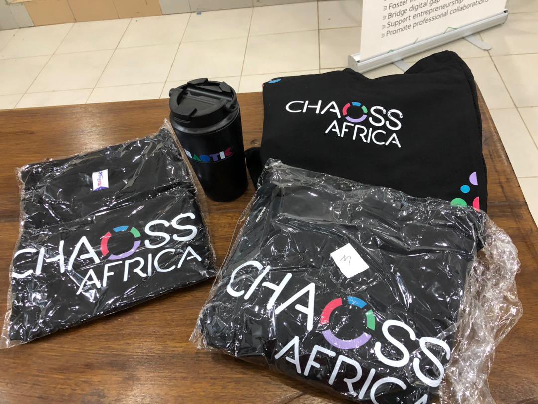 osca_lome's tweet photo. 🙌 Un énorme merci à tous les participants du #Hacktoberfest Lomé  et à tout ceux qui étaient présents à l'#OpenSourceDay ! Vos contributions à l'open source font une réelle différence.

#Hacktoberfest #HacktoberfestLome #Tdev #OSCA #TgTech #Tech https://t.co/YSAA74INKZ
