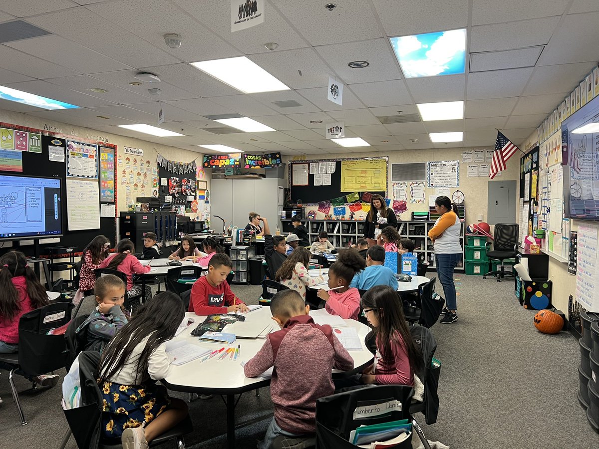 Visiting our DLI classes with our @VVUSD_EL team! #BeEpicColts #TCEpicAdventure #coltpride #TCEdualimmersion @ValVerdeUSD