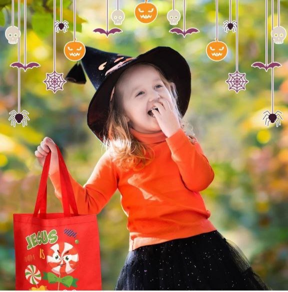 GraceCov2's tweet photo. Something seems off here?... 🤔
What do you think?

#halloweencostume #HalloweenParty #Halloween #Christian #Hallelujah #Fallfestival #hallelujahfestival #allhallowseve #Church #christianparty # https://t.co/xwMEh45CRj