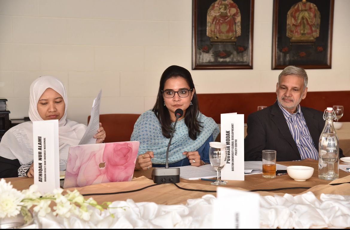 PurvajaM's tweet photo. On Friday, Oct 27, 2023, I participated in a Roundtable Dialogue on ‘Reimagining the Indo-Pacific: Using an Inclusive Lens’ organised by @Kubernein Initiative in partnership with the Federal Foreign Office of Germany, in New Delhi!
@theidlethinker @AditiMukund https://t.co/JqWm3XehBR