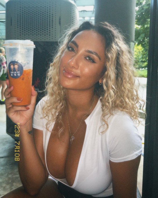 juicy https://t.co/qIMlaipsy5