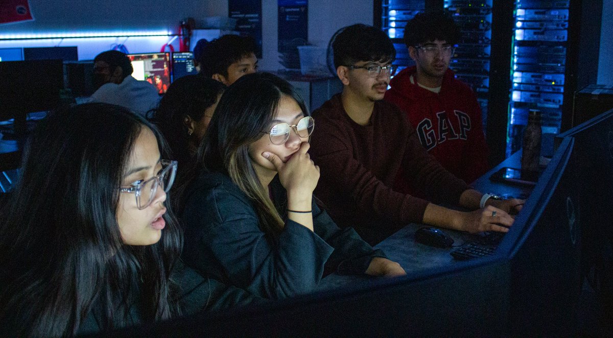 Sisler Cyber Academy tweet media
