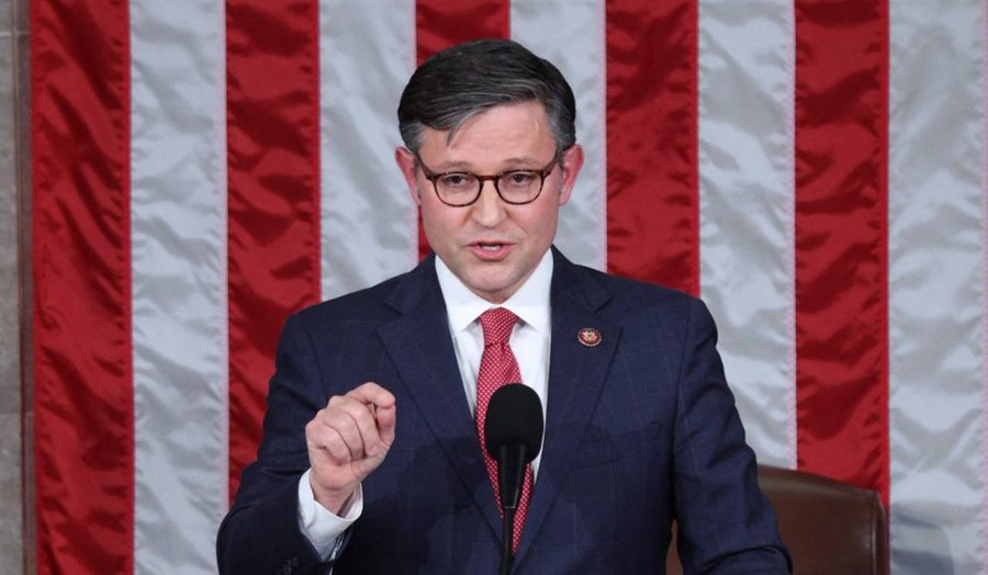 abdullahciftcib's tweet image. ABD Temsilciler Meclisi Başkanı Mike Johnson: 

 "Benim dünya görüşümü merak ediyorsanız İncil’i okuyun." 

"Hristiyan olarak, İncil'in açıkça İsrail konusunda nerede durmamız gerektiğini söylediğini biliyorum."

"Tanrının, İsrail'i kutsayan milletleri kutsayacağını biliyorum."…