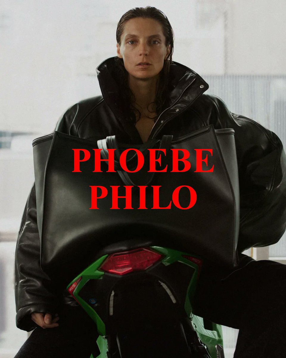 It’s here! The momentous Monday morning when #PhoebePhilo opens her online shop has finally arrived‚ after surely the longest tease in fashion history. voguebusiness.com/fashion/phoebe…