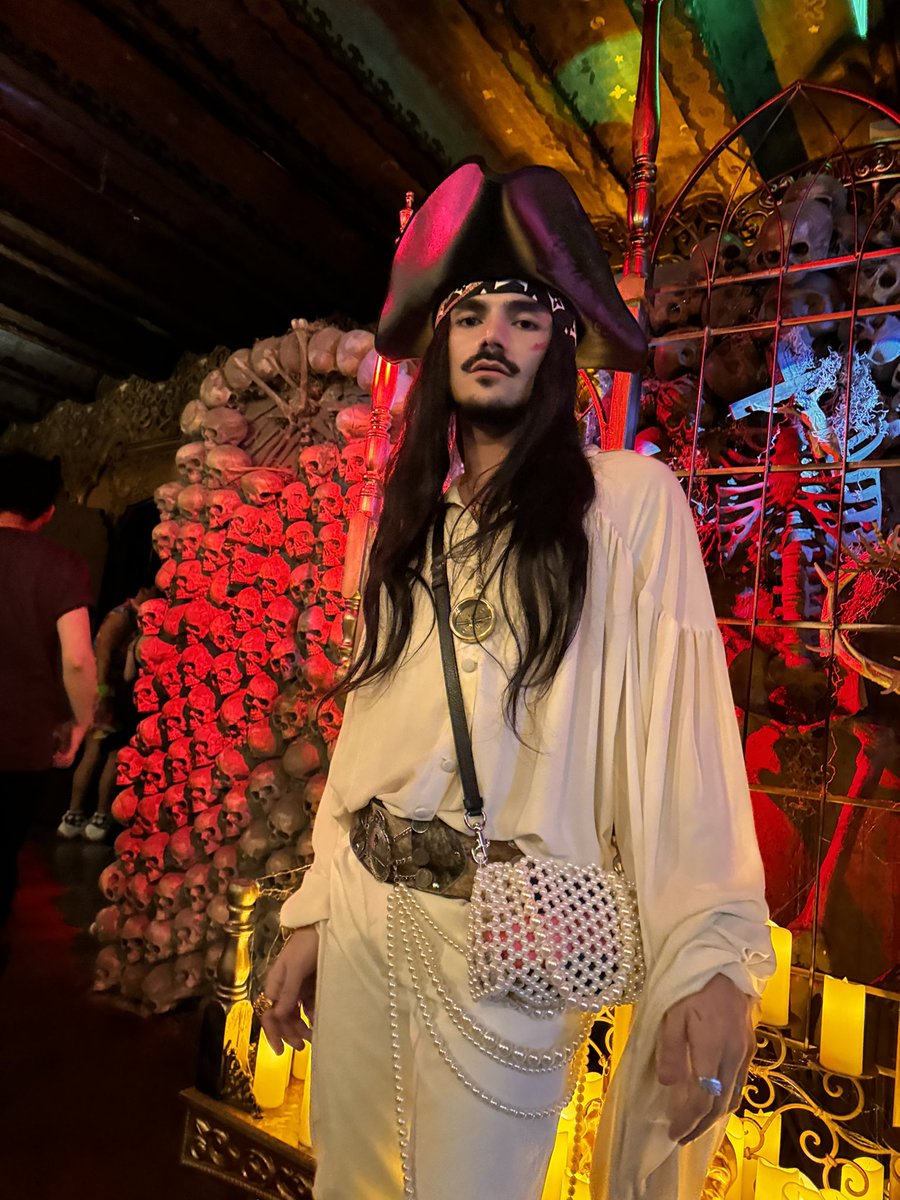 Baby Yors tweet media