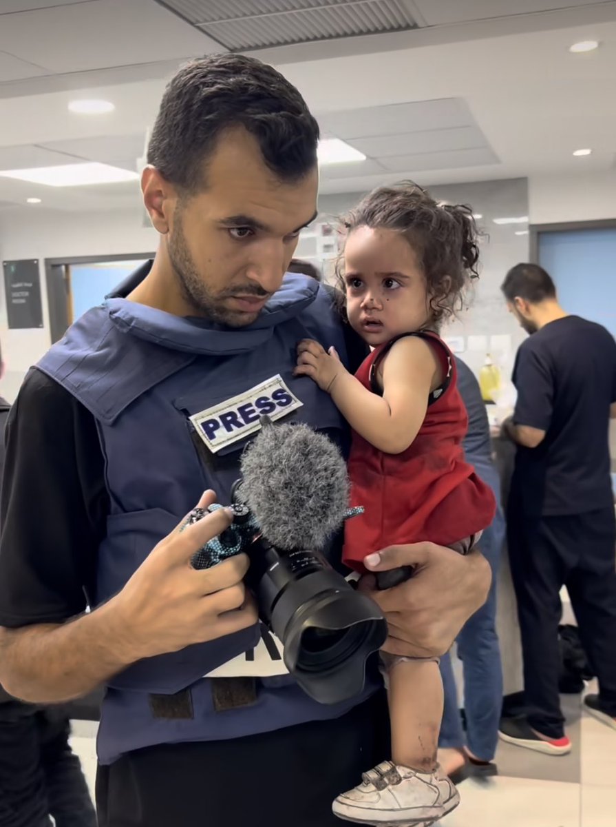 CerfiaFR's tweet photo. 🚨🇵🇸🇮🇱 FLASH | Plus de 40 % des personnes tuées à #Gaza sont des enfants et plus de 1 000 enfants signalés disparus sont présumés ensevelis sous les décombres, selon Save the Children. https://t.co/OkhCfp6Q5G