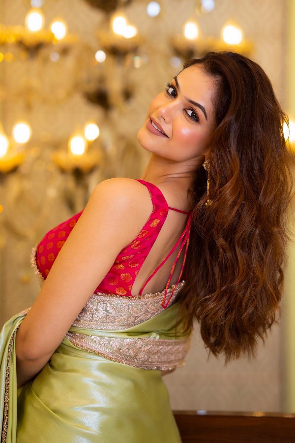 F9s5Q-Pa0AADKSH?format=jpg&name=900x900