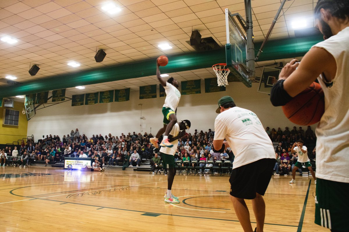 DroverAthletics's tweet photo. Jumping into ๐๐ข๐ ๐๐๐ข๐ ๐๐ก๐ ๐ช๐๐๐ like...
#DroverNation๐ x #Drover50th https://t.co/UUerURtV4V