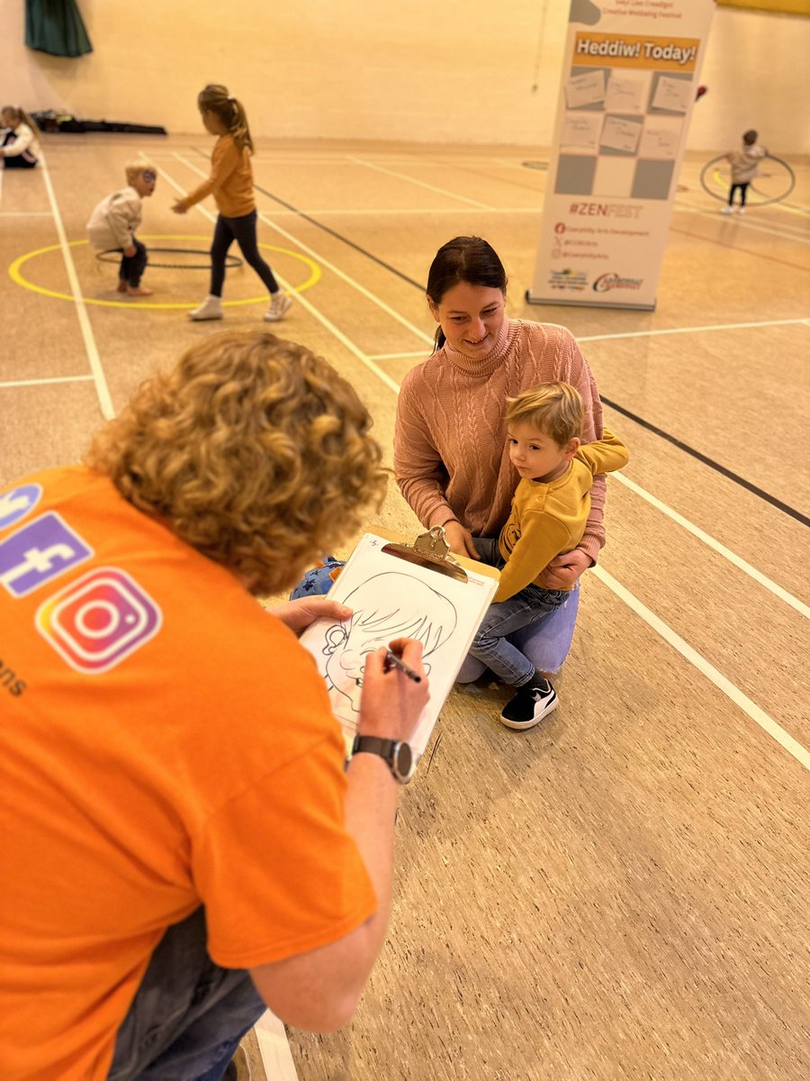 CCBCarts's tweet photo. Thank you Markham! We had over 150 visitors today, all here to enjoy creative activities in support of wellbeing and SelfCare!
Diolch Markham! Cawsom dros 150 o ymwelwyr heddiw, i gyd yma i fwynhau gweithgareddau creadigol i gefnogi lles a Hunanofal!
#ZenFest #ZenFestMarkham https://t.co/8KiuX8nKpe