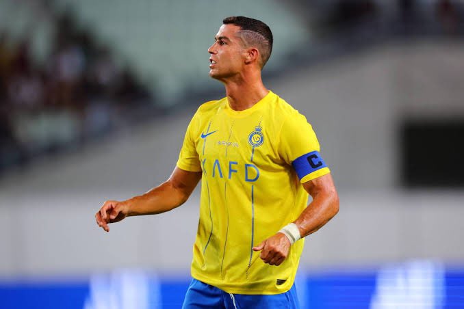 TweetingMo52786's tweet photo. BallonDor 2023 winner
Christiano Ronaldo 

#BallonDor https://t.co/CL3dQAabic