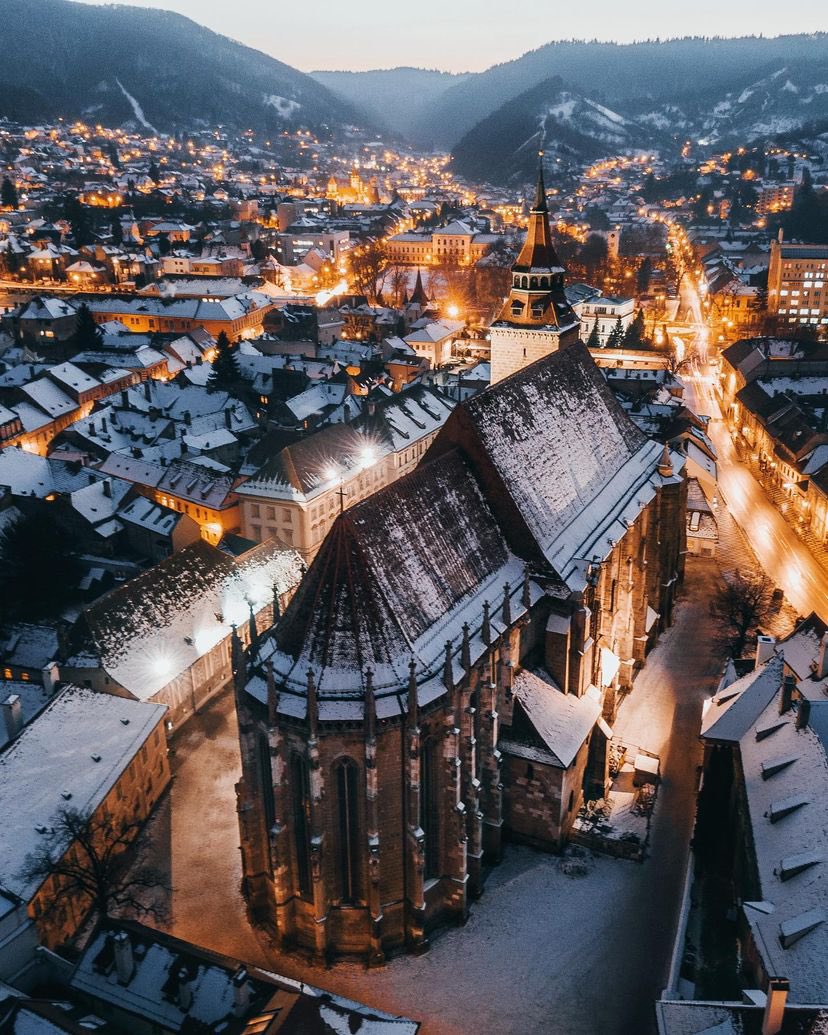 archi_tradition's tweet photo. Brasov, Romania 🇷🇴 
📸: @bokehm0n https://t.co/1kvt3wgH1g