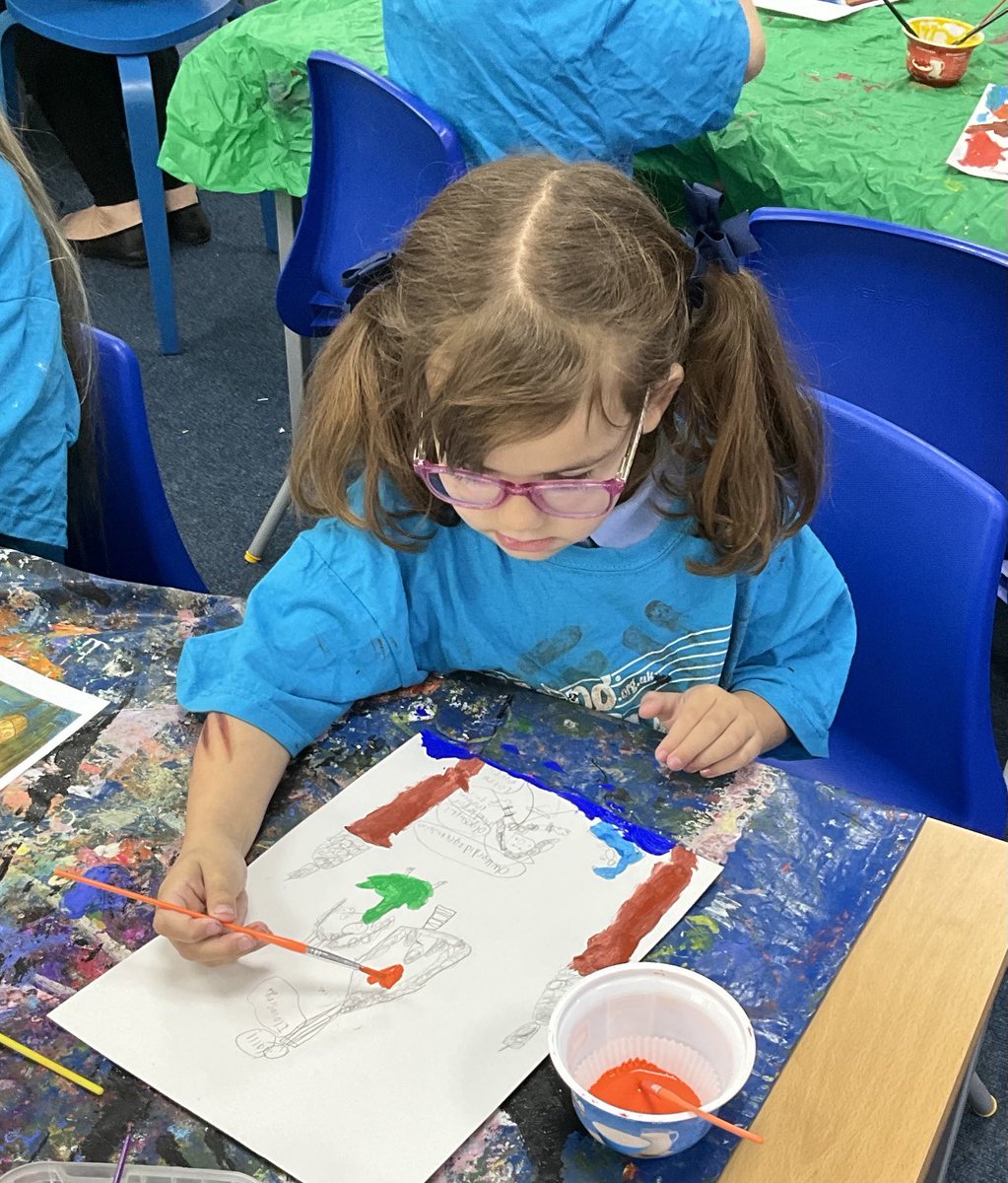 StBernardsep's tweet photo. T2 created pictures from different periods in Moses life. Today, they carefully painted their images. #stbRE #stbArt https://t.co/SQPZFRfh7R