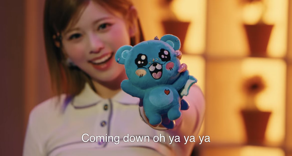 NiziU HEARTRIS くま キーチェーン キーホルダー アウトレッ