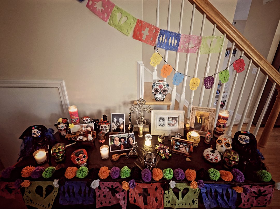 #diademuertos 💀🏵️🫶🏻 #mexicanculture #ofrenda #pixel7pro #altar #madebygoogle #teampixel