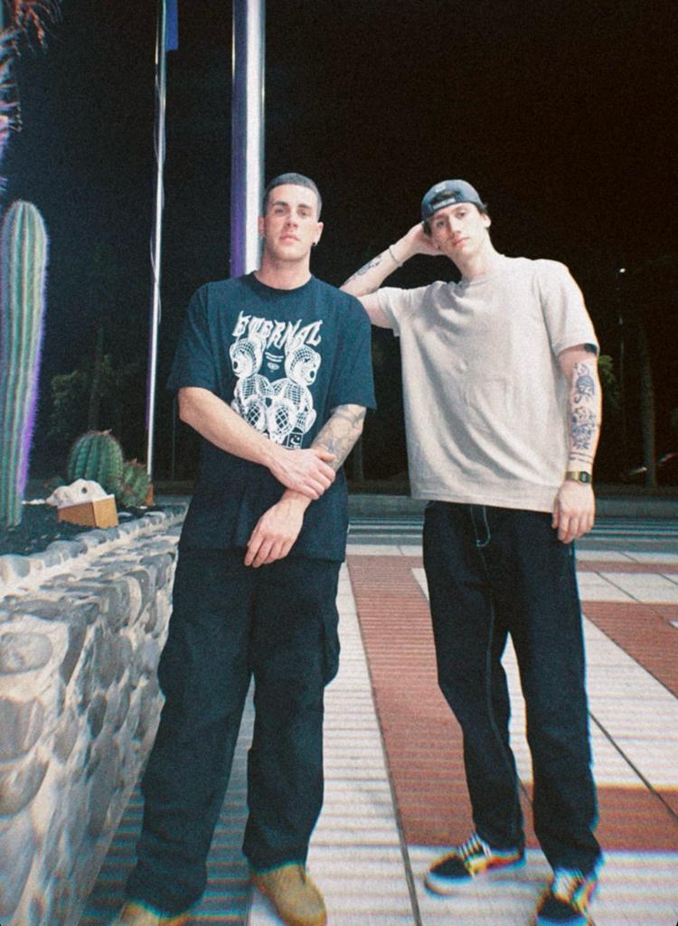 🔥🔥We love iwhen two of the agency's great artists come together, it's guaranteed party! 😎
<a href="/SimoLibe/">Simone Liberali</a> &amp; Discip  🤜🏻🤛🏻