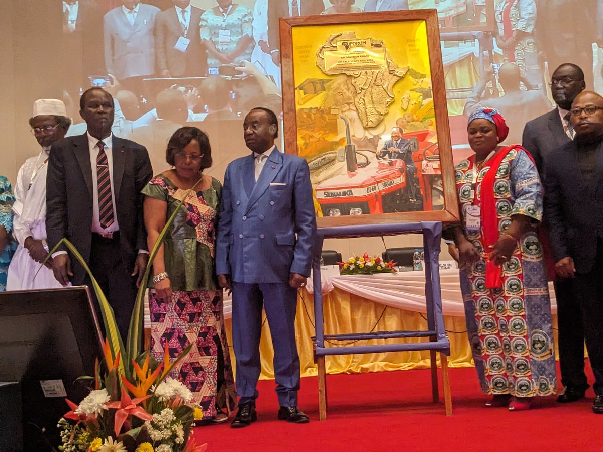 RUFORUM Officials at the 19th AGM in Yaounde Recognize President Paul Biya for his Visionary Leadership in promoting Agriculture and Education in Cameroon
#Ruforumagm2023