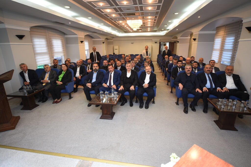 KASİAD’ın “Birlikte Olalım Birlikte Büyüyelim” Toplantısına Katılım Sağlandı | teknokent.kastamonu.edu.tr/kasiadin-birli… | <a href="/kastamonuunv/">Kastamonu Üniversitesi</a> <a href="/A_H_Topal/">Prof.Dr. Ahmet Hamdi TOPAL</a> <a href="/YENIGUNKASIM/">Prof. Dr. KASIM YENIGUN</a> <a href="/KastamonuTTO/">Kastamonu Teknoloji Transfer Ofisi</a> <a href="/ottikastamonu/">Ormancılık ve Tabiat Turizmi İhtisaslaşma Koord.</a>