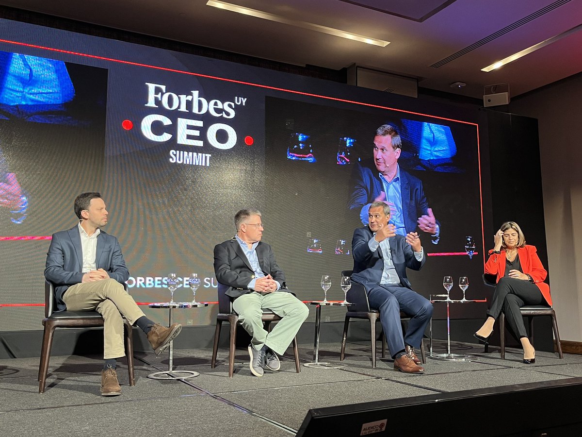 🧠💬🟢 <a href="/eermoglio/">Enrique Ermoglio</a>, Socio Director de Deloitte Uruguay, participa del panel “La contienda del líder”, que aborda las implicancias de liderar y hacer negocios en un escenario internacional complejo política y económicamente.

#ForbesCEOSummit @forbesurguay