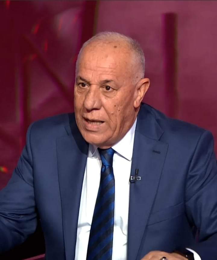 KhaledSafi's tweet photo. لاشك أن ما يقوم به الخبير العسكري فايز الدويري من تحليل للأحداث على الجزيرة هو نوع من الجهاد بالكلمة
يوميًا يفضح تكتيكات جيش الاحتلال
ويفند خططهم الاستراتيجية قبل حتى أن يفكروا فيها
ويدعم المـğـاومة بنصائح وخبرات عسكرية غاية في الحرفية والاتقان
يستحق الإشادة والتقدير على جهوده https://t.co/bf9If13ECs