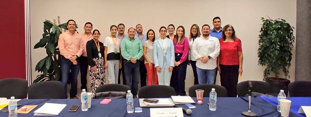 Just wrapped up a productive workshop with supermarket stakeholders and food providers in #Mexico 🇲🇽! Together, we're working on innovative strategies to boost the availability of #healthy and #ecofriendly #food choices 🌱🛒 @ImperialMed @georgeinstitute @georgeinstuk