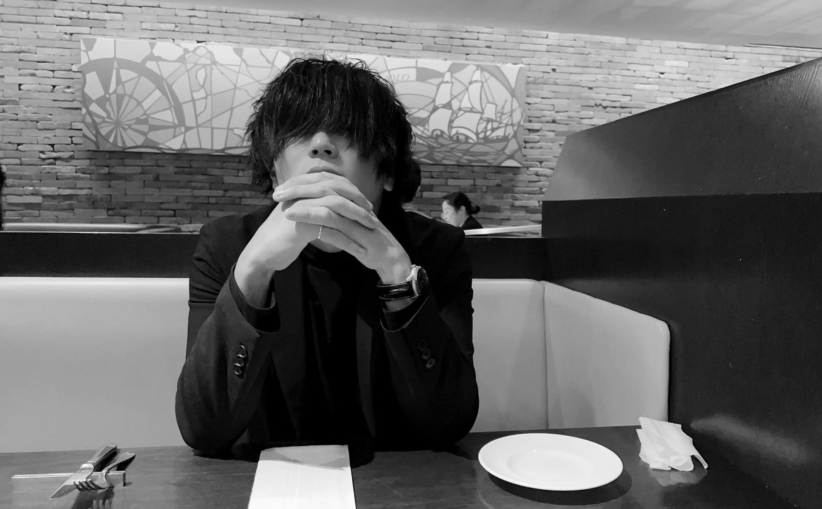 _Nieu's tweet image. 本日、30歳を迎えました。
未だ無知なこと、一人ではできないことも多く、まだまだこれからも皆さまには手助けをしていただきたいことばかりです。
宜しくお願い申し上げるのだ！！！へけっ！