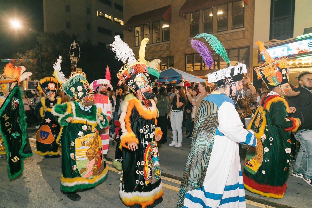 VisitDecaturAL's tweet image. Second annual Día De Los Muertos celebration on 2nd Avenue! November 2nd, 5:00-9:00PM Free Admission. Free Pan de Muerto (sweet bread) and Champurrado for the first 500 persons in attendance.
#visitdecatural #decaturwhereitsgreater #sweethomealabama #alabamatravel