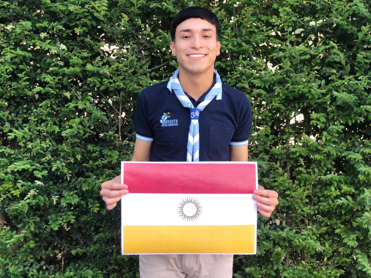 Queremos felicitar a Agustín Díaz, scout de Córdoba, quien resultó ganador del concurso municipal para elegir la nueva bandera de la Ciudad de Córdoba 🙌🏻.

Acciones como estas reflejan el compromiso y el liderazgo de nuestros jóvenes en sus comunidades 💪🏻⚜️.

#LiderandoElPresente