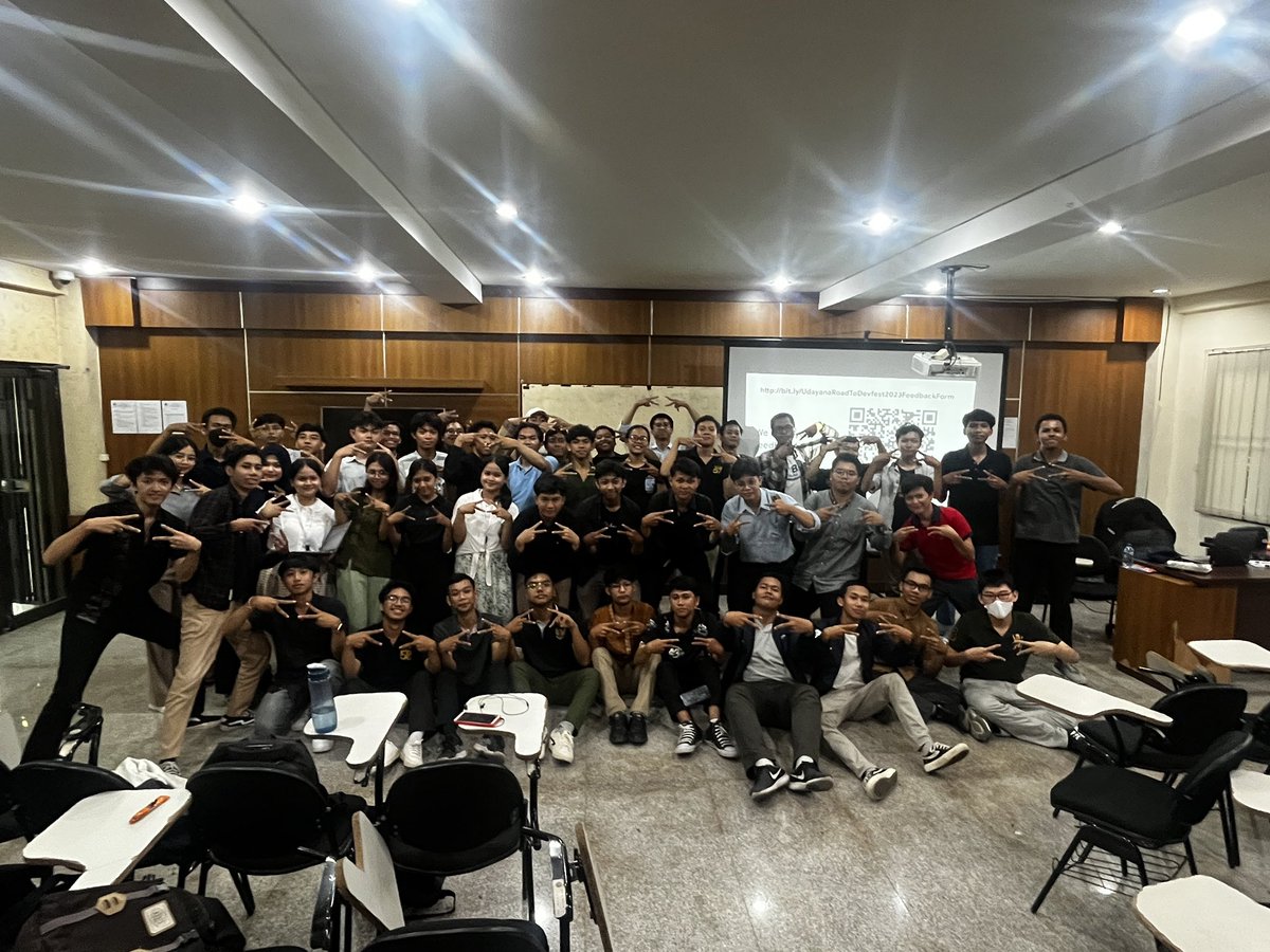 nandacodes's tweet image. thanks for being part of my life guys
#GoogleDeveloperStudentClub
#GDSCUdayana