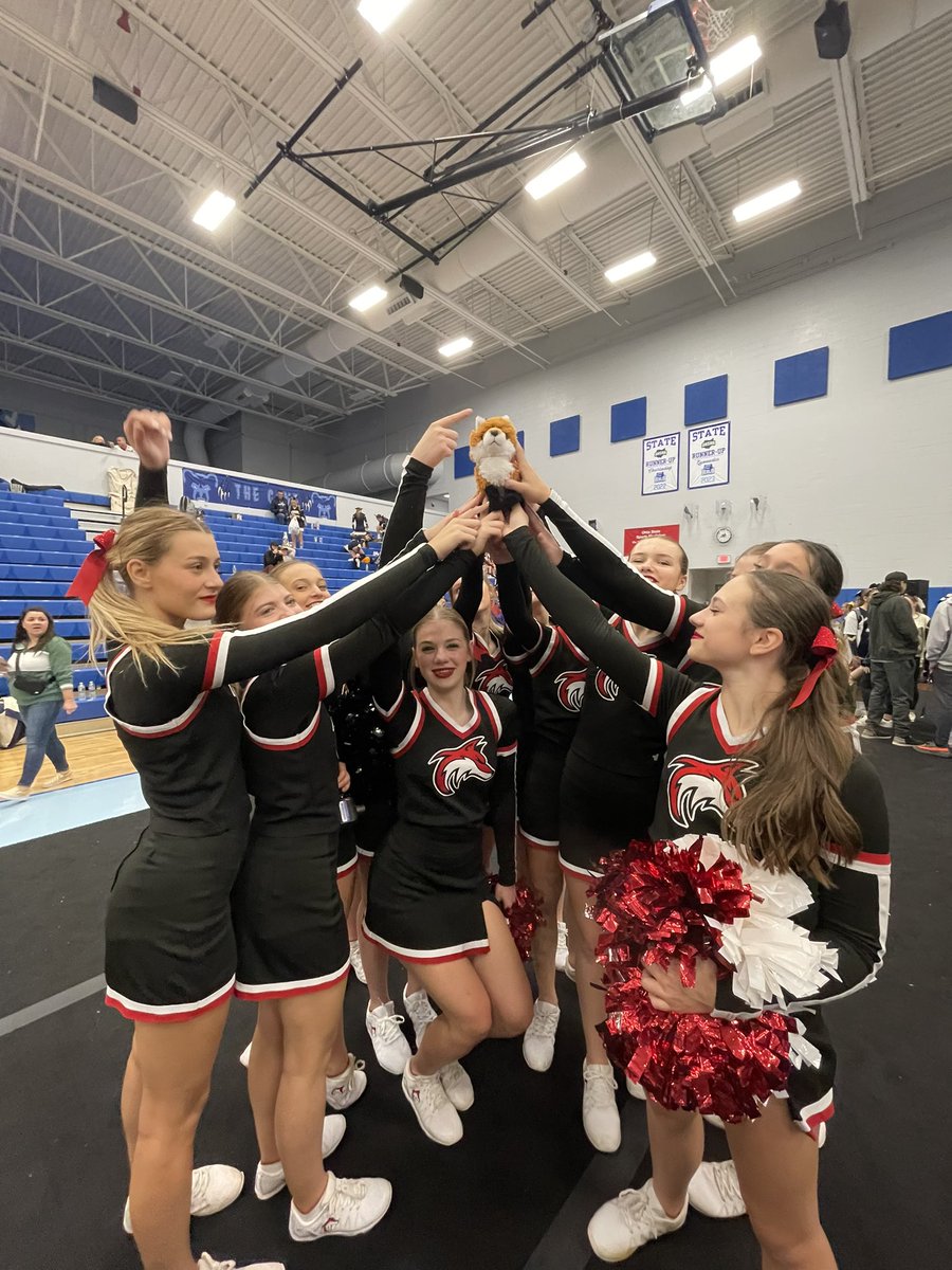 FoxChapelCheer's tweet photo. We did it!!!  We earned a bid to Nationals!!  We’re going to Disney!! #hitzero #proudcoaches #lovethesegirls #UCAregionals https://t.co/P5RMQK0NvL