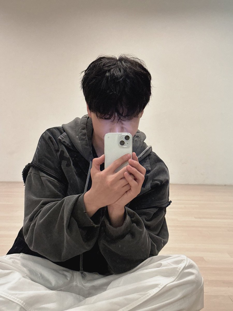 1024updates's tweet photo. [📷] 231030 | ATEEZ TALK #WOOYOUNG https://t.co/0kblwSxbeQ