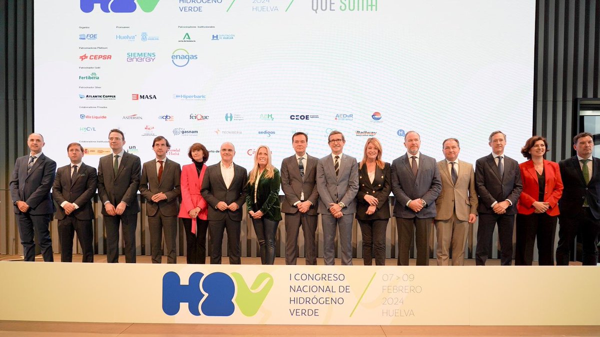 ParadelaJSr's tweet image. Presentamos en Madrid el I Congreso Nacional de Hidrógeno Verde del 7 al 9 de febrero de 2024 en #Huelva. Una gran ocasión para compartir conocimientos, buenas prácticas y cooperar en torno a esta oportunidad que tenemos como país y en la que #Andalucía puede contribuir mucho.