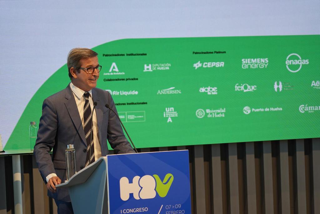 ParadelaJSr's tweet image. Presentamos en Madrid el I Congreso Nacional de Hidrógeno Verde del 7 al 9 de febrero de 2024 en #Huelva. Una gran ocasión para compartir conocimientos, buenas prácticas y cooperar en torno a esta oportunidad que tenemos como país y en la que #Andalucía puede contribuir mucho.