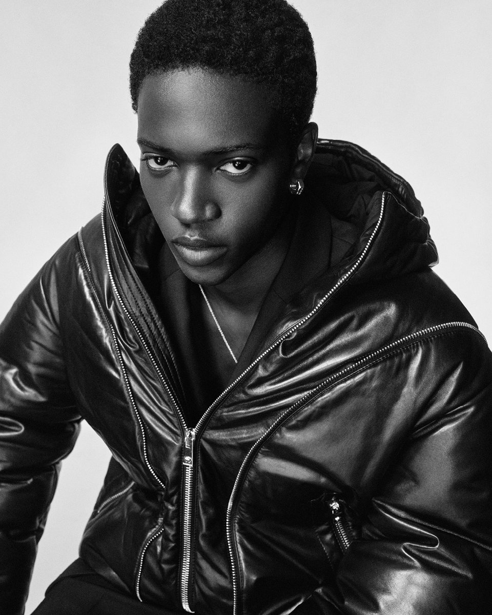 Versace's tweet photo. High-volume blouson shapes cut from glove leather for #VersaceFW23

Limamu wears glove leather blouson

Photography by Ilya Lipkin

#Versace https://t.co/1ai1ZMMeWz