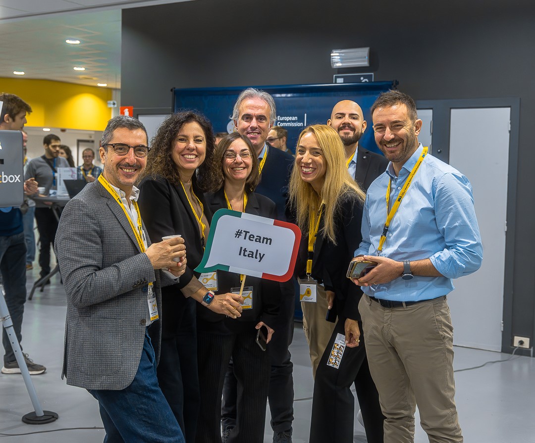 AgidGov's tweet photo. La scorsa settimana #AGID ha partecipato alla terza #projectathon dell'#OOTS.
Il #TeamItalia ha raggiunto il 1° posto🥇 per numero di test riusciti con il resto degli Stati membri.
Siamo orgogliosi di far parte di questo straordinario progetto!
#SingleMarket #DigitalTransition https://t.co/ZuWsPBknkJ