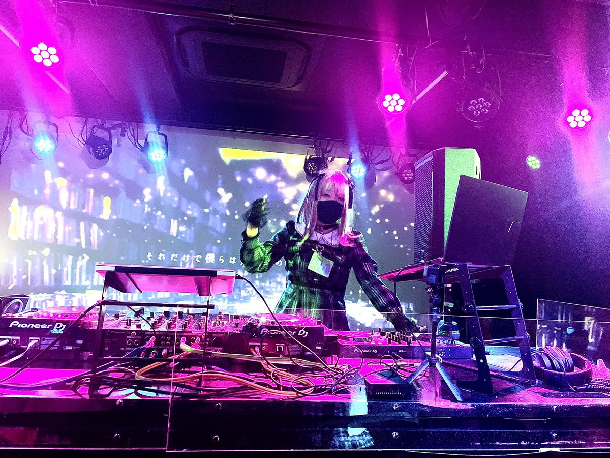 METEOR_4939's tweet photo. #ボカテン
お知らせ〜‼️‼️‼️
Mixcloudにボカテンの再現Mix投稿しました！！！また聴きたいという方、聴き逃してしまったという方、是非お聴き下さい！！！
BPM175から200まで上がって174まで戻ってくるボカロックセトリとなっております👊感想お待ちしております🙏✨

https://t.co/1i4o2jJP5x https://t.co/ST9ON96WEr