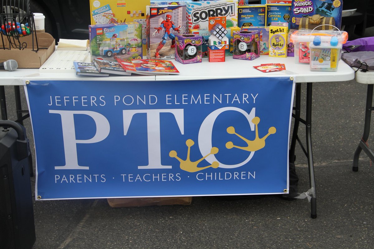 JeffersPondPTC's tweet photo. It was a fun morning at JP playing BINGO!  The cold didn't kept our students and families away from the fun. https://t.co/nivsnf15Cm