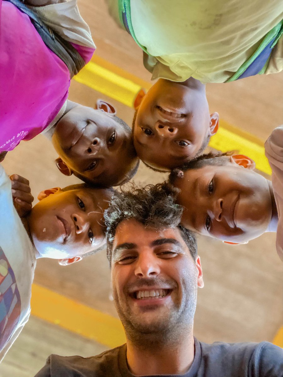 CampusBioMedico's tweet photo. Screening dell’asma infantile e giovanile, assistenza pediatrica e controllo su donne in gravidanza: dodici studenti e due specializzandi #UCBM sono partiti per il #Workcamp in #Madagascar. Alcuni scatti 📸 https://t.co/gkMJx0jy2S