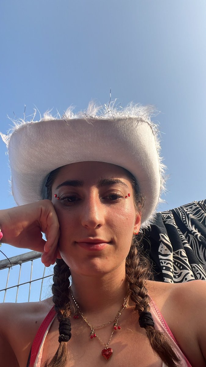 Paola🦋 tweet media
