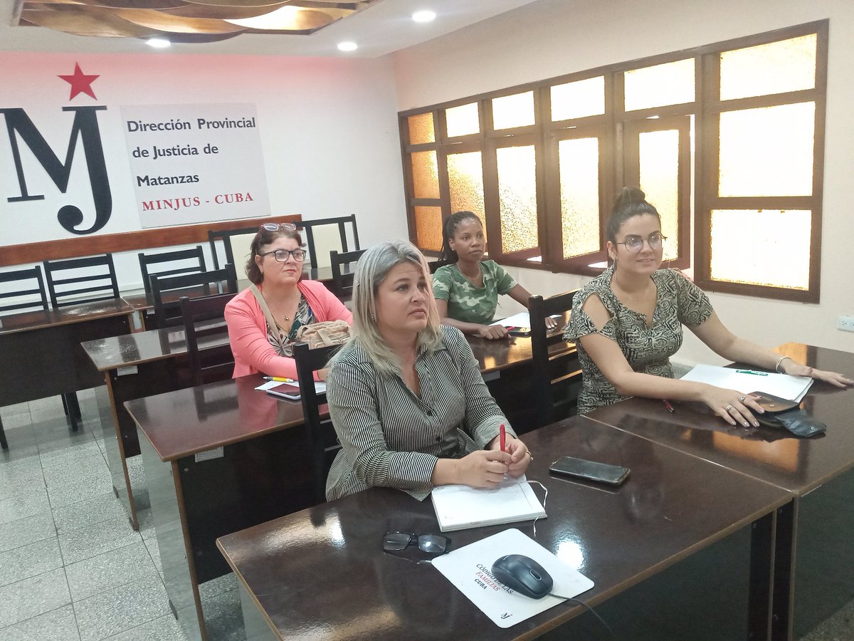 Videoconferencia con el Ministerio de Justicia de la República de Cuba (Minjus) donde se puntualizan las orientaciones semanales en las Direcciones Provinciales de Justicia (Matanzas) y su cumplimiento ✍❤👍
#Matanzas330 #MatanzasEnamora #CubaMinjus #UnidosXCuba #MejorEsPosible