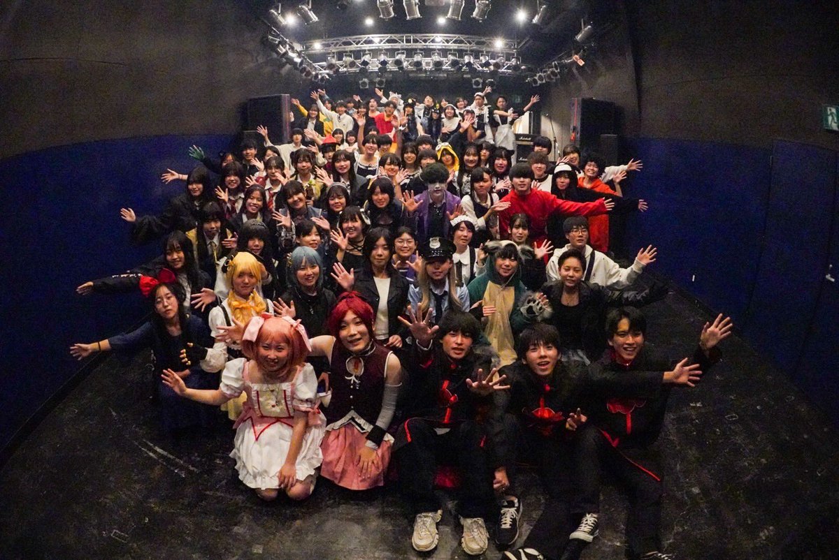 aynnn__3z's tweet photo. ハロウィンライブ👻🎃💀
ありがとうございました！！
とても楽しかったです！！
まだまだ頑張ります💪🔥 https://t.co/okUXXZbSs8